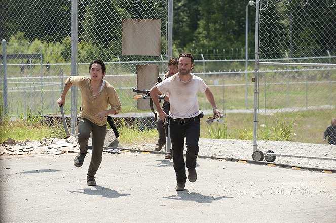 Żywe trupy - Wewnętrzny zabójca - Z filmu - Steven Yeun, Andrew Lincoln