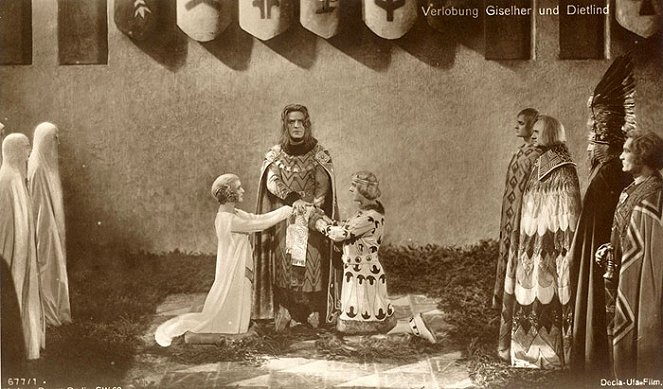 A Nibelungok II.: Kriemhilda bosszúja - Filmfotók - Margarete Schön, Rudolf Rittner, Erwin Biswanger