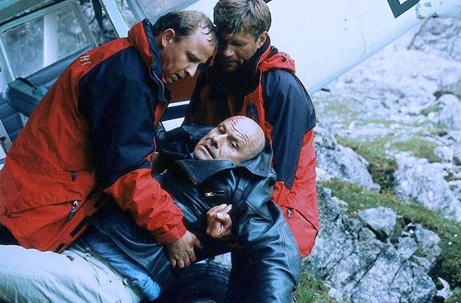 Die Bergwacht - Duell am Abgrund - Photos - Alexander Held, Klaus Löwitsch, Daniel Morgenroth