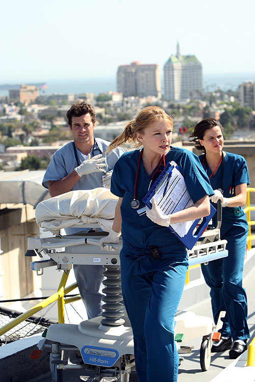 Miami Medical - Photos - Elisabeth Harnois, Lana Parrilla