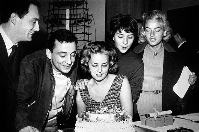 Fahrstuhl zum Schafott - Filmfotos - Maurice Ronet, Louis Malle, Jeanne Moreau, Yori Bertin, Elga Andersen