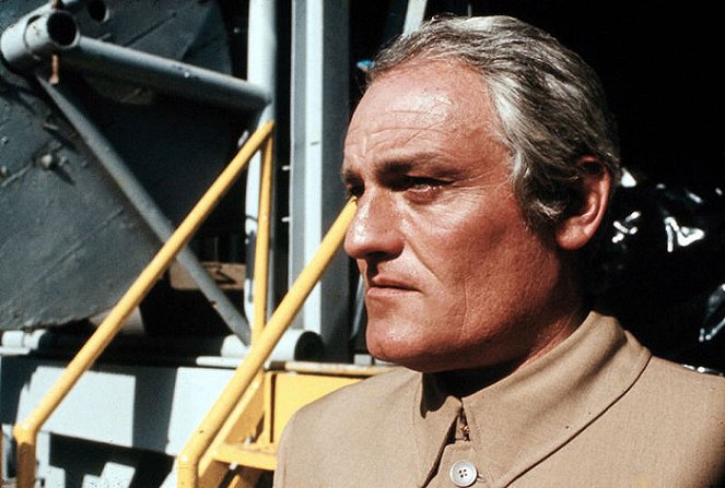 Diamonds Are Forever - Photos - Charles Gray