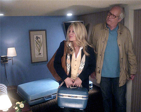 Hotel Hell Vacation - Filmfotos - Beverly D'Angelo, Chevy Chase