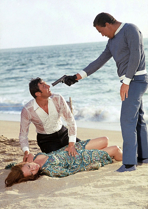 On Her Majesty's Secret Service - Photos - Diana Rigg, George Lazenby, Terence Mountain