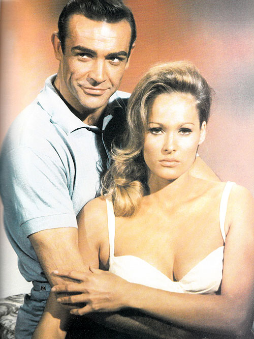 James Bond 007 jagt Dr. No - Werbefoto - Sean Connery, Ursula Andress