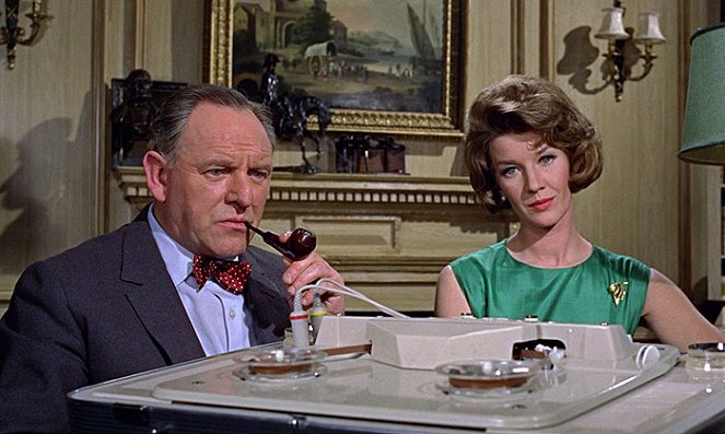 From Russia with Love - Photos - Bernard Lee, Lois Maxwell