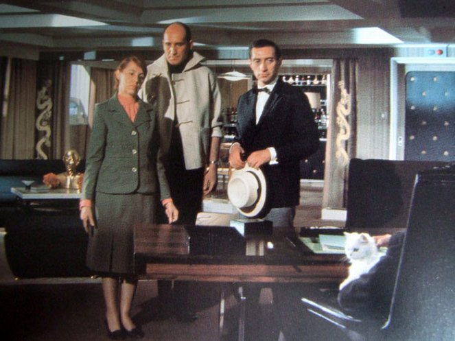 007 - Ordem Para Matar - Do filme - Lotte Lenya, Walter Gotell, Vladek Sheybal