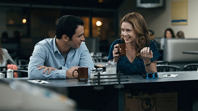 Love Is in the Air - Photos - Chris Messina, Jenna Fischer