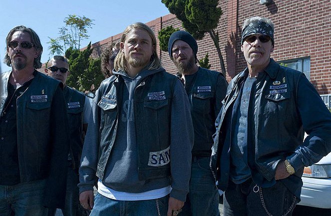 Synowie Anarchii - Z filmu - Tommy Flanagan, Charlie Hunnam, Ryan Hurst, Ron Perlman