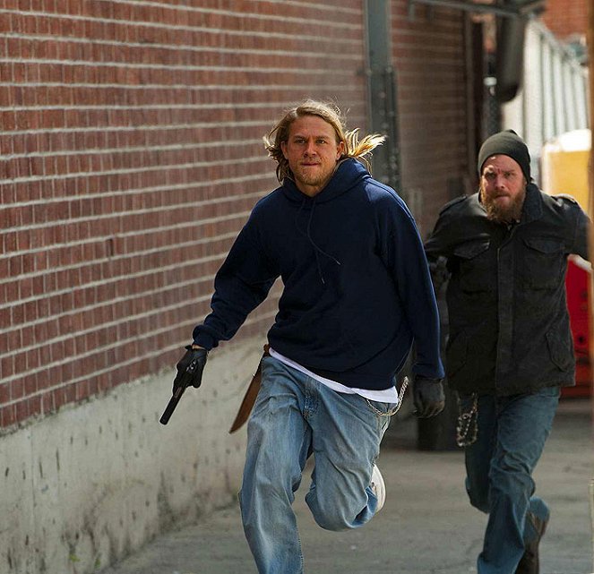 Hijos de la anarquía - De la película - Charlie Hunnam, Ryan Hurst