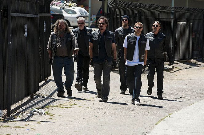 Sons of Anarchy - Filmfotos - Mark Boone Junior, Ron Perlman, Kim Coates, Ryan Hurst, Charlie Hunnam, Tommy Flanagan