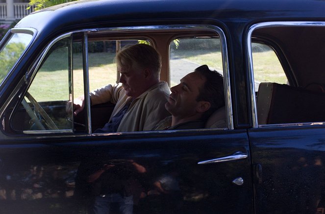 The Master - Filmfotos - Philip Seymour Hoffman, Joaquin Phoenix