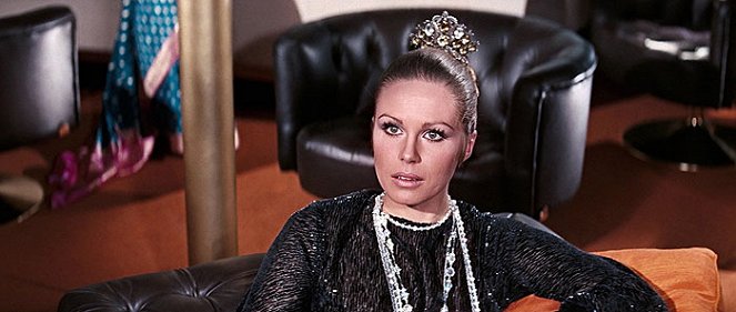 007 - Ao Serviço De Sua Majestade - Do filme - Joanna Lumley