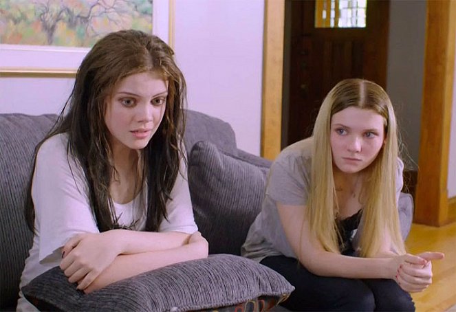 Perfect Sisters - De la película - Georgie Henley, Abigail Breslin