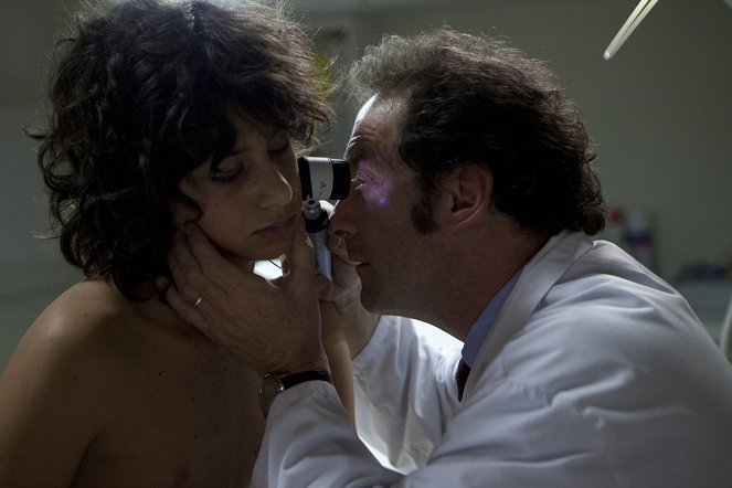 The Moon Child - Photos - Quentin Challal, Vincent Lindon