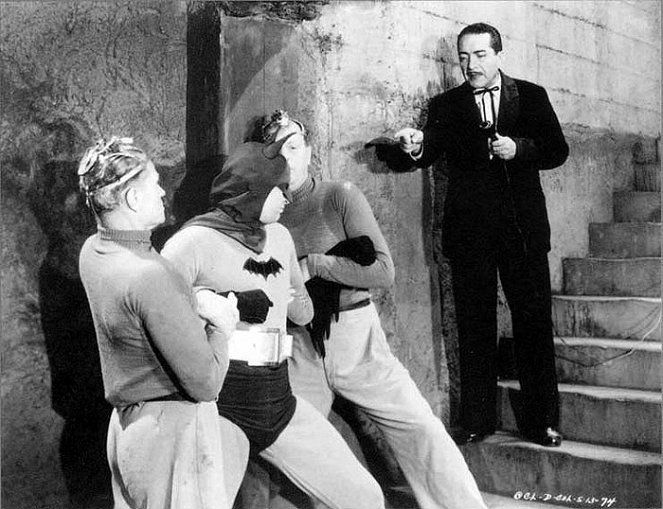 The Batman - Filmfotók - Lewis Wilson, J. Carrol Naish