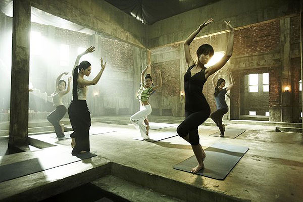 Yoga hakwon - Do filme