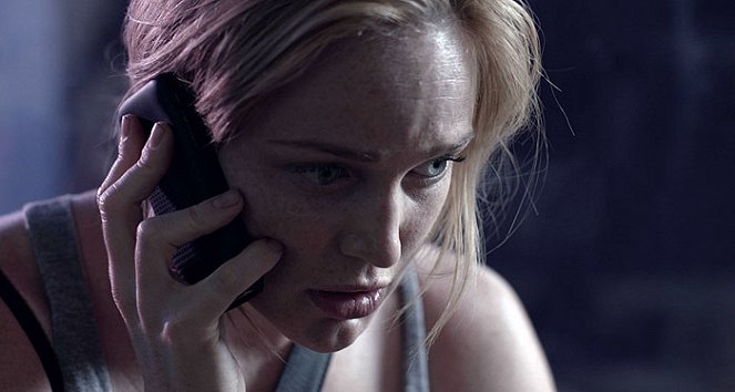 The Pact - Film - Caity Lotz