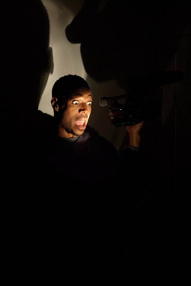 Paranormal Movie - Photos - Marlon Wayans