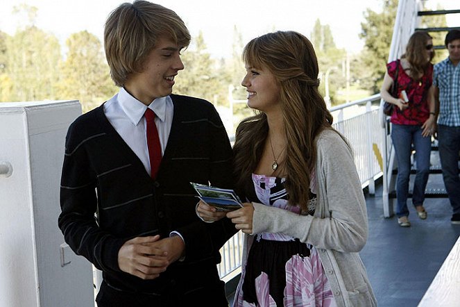The Suite Life Movie - Filmfotos - Cole Sprouse, Debby Ryan