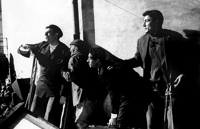 I soliti ignoti - Van film - Marcello Mastroianni, Tiberio Murgia, Vittorio Gassman