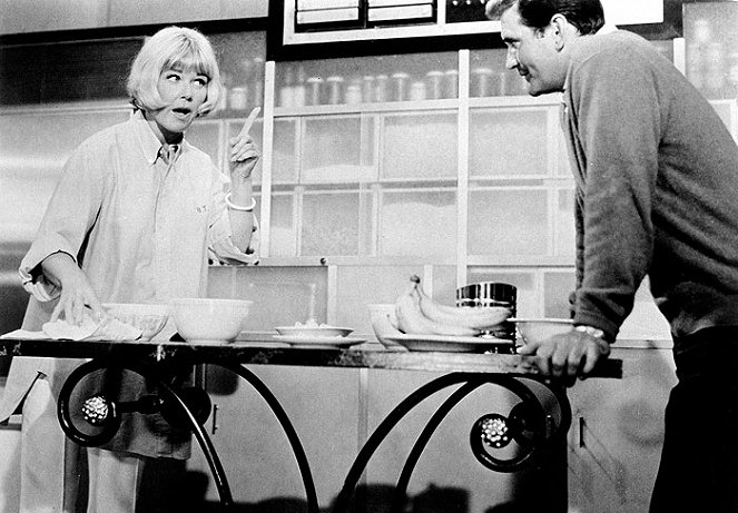 La Blonde défie le FBI - Film - Doris Day