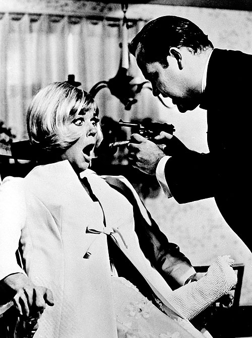 La Blonde défie le FBI - Film - Doris Day