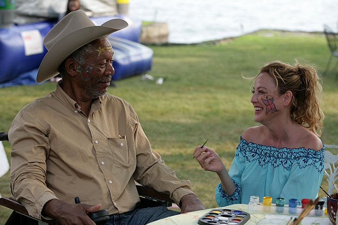 Taianomainen Kesä - Kuvat elokuvasta - Morgan Freeman, Virginia Madsen