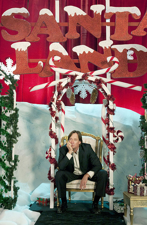 The Santa Suit - Photos - Kevin Sorbo