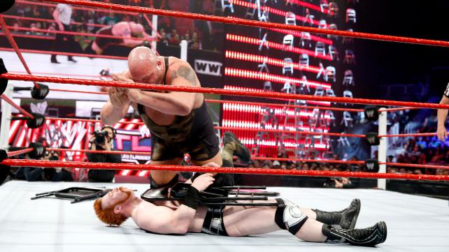 WWE TLC: Tables, Ladders & Chairs - Photos - Stephen Farrelly, Paul Wight