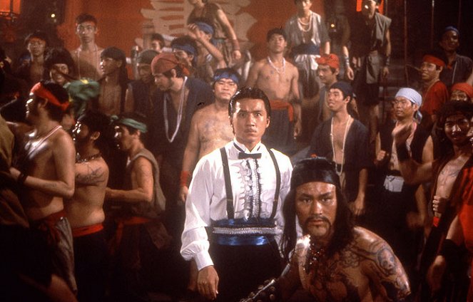 Los piratas del Mar de China - De la película - Jackie Chan, Dick Wei