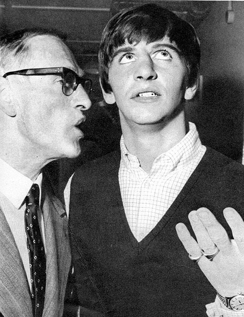 A Hard Day's Night - Photos - Wilfrid Brambell, Ringo Starr