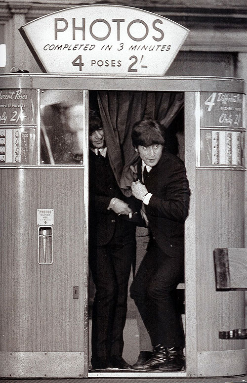 Egy nehéz nap éjszakája - Filmfotók - Ringo Starr, John Lennon