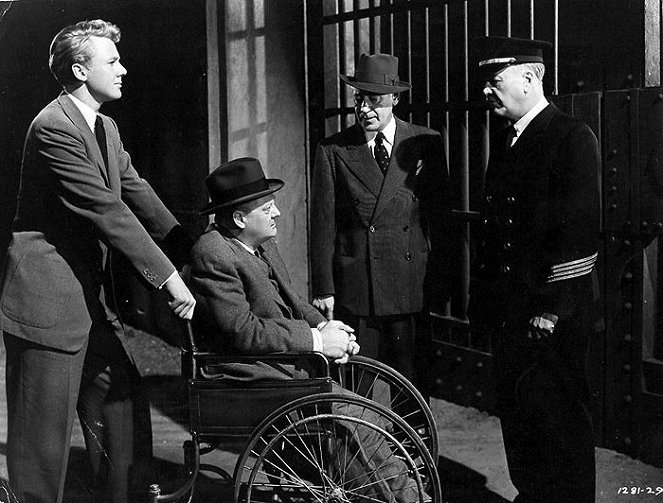 Dr. Gillespie's Criminal Case - Z filmu - Van Johnson, Lionel Barrymore