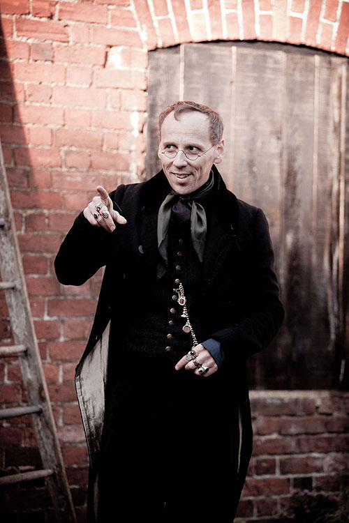 Great Expectations - Van film - Ewen Bremner