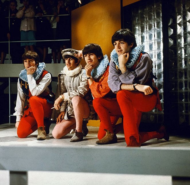 Around the Beatles - Filmfotos - John Lennon, Ringo Starr, George Harrison, Paul McCartney