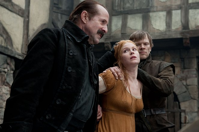 Hansel y Gretel: Cazadores de brujas - De la película - Peter Stormare, Pihla Viitala, Sebastian Hülk