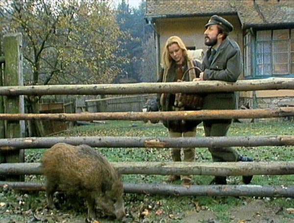 Zjasnělá noc - De la película - Ivona Krajčovičová, Oldřich Navrátil