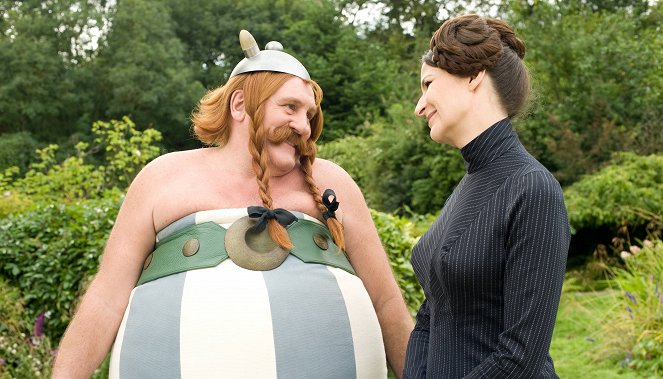 Astérix e Obélix - Ao Serviço de Sua Majestade - Do filme - Gérard Depardieu, Valérie Lemercier