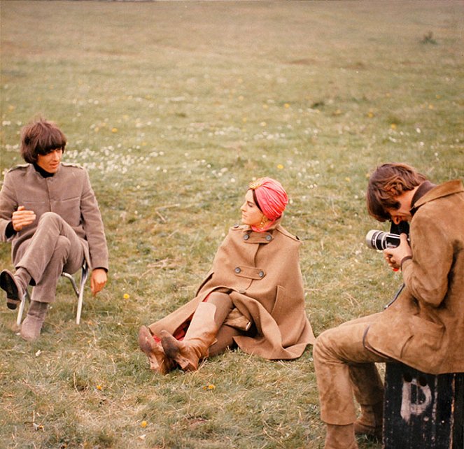Socorro! - De filmagens - George Harrison, Eleanor Bron, Ringo Starr