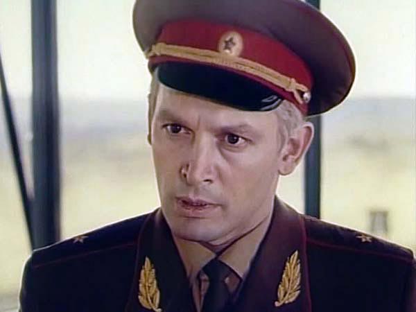 Anna i Komandor - Do filme - Vasili Lanovoy
