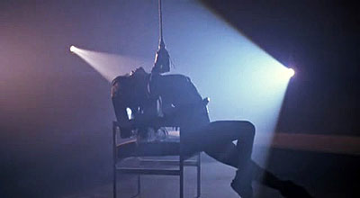 Elvira, władczyni ciemności - Z filmu