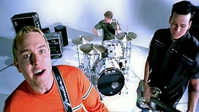 Blink 182: Greatest Hits - Van film - Mark Hoppus, Scott Raynor, Thomas DeLonge