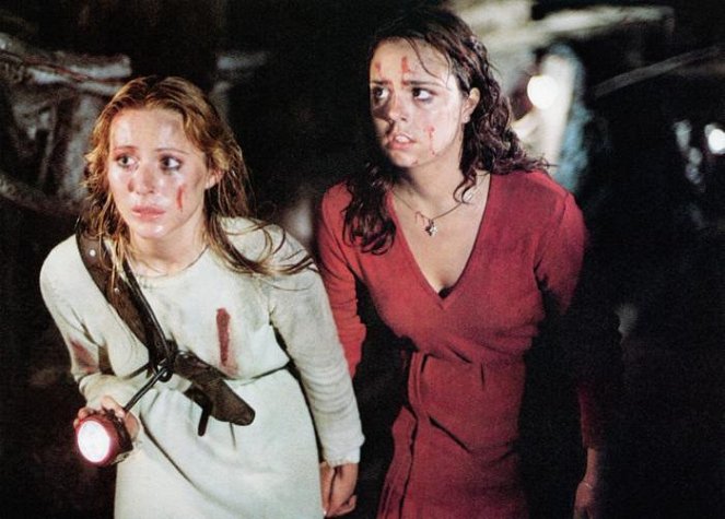 My Bloody Valentine - Van film - Lori Hallier, Cynthia Dale