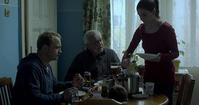 Kret - De la película - Borys Szyc, Marian Dziedziel, Magdalena Czerwińska