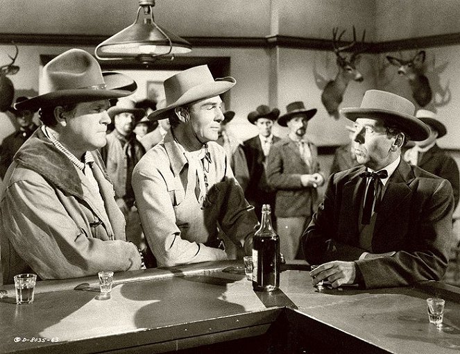 Man in the Saddle - Do filme - Guinn 'Big Boy' Williams, Randolph Scott