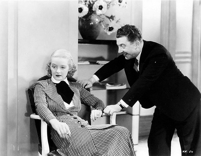Fashions of 1934 - Z filmu - Bette Davis, Frank McHugh