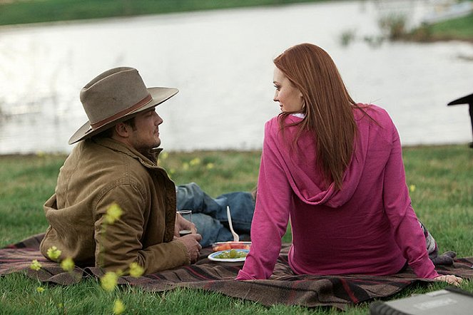 After the Fall - De la película - Rick Malambri, Andrea Bowen