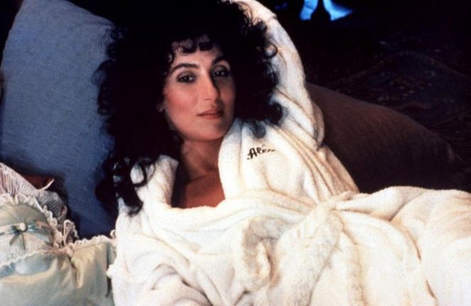 The Witches of Eastwick - Van film - Cher