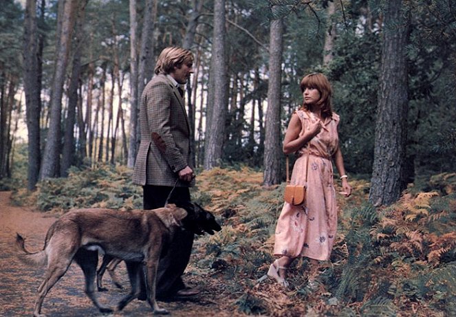 Die Hunde - Filmfotos - Gérard Depardieu, Nicole Calfan